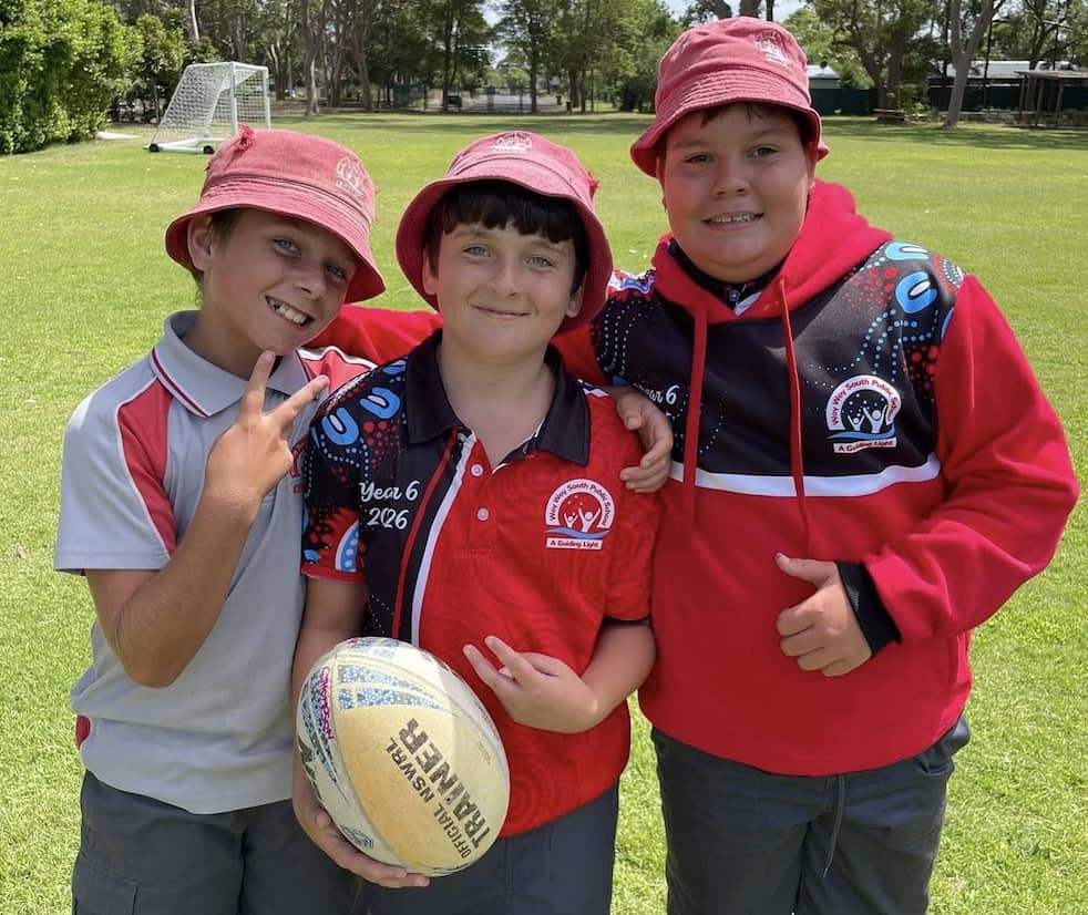 indegnous designed polo shirts (1)